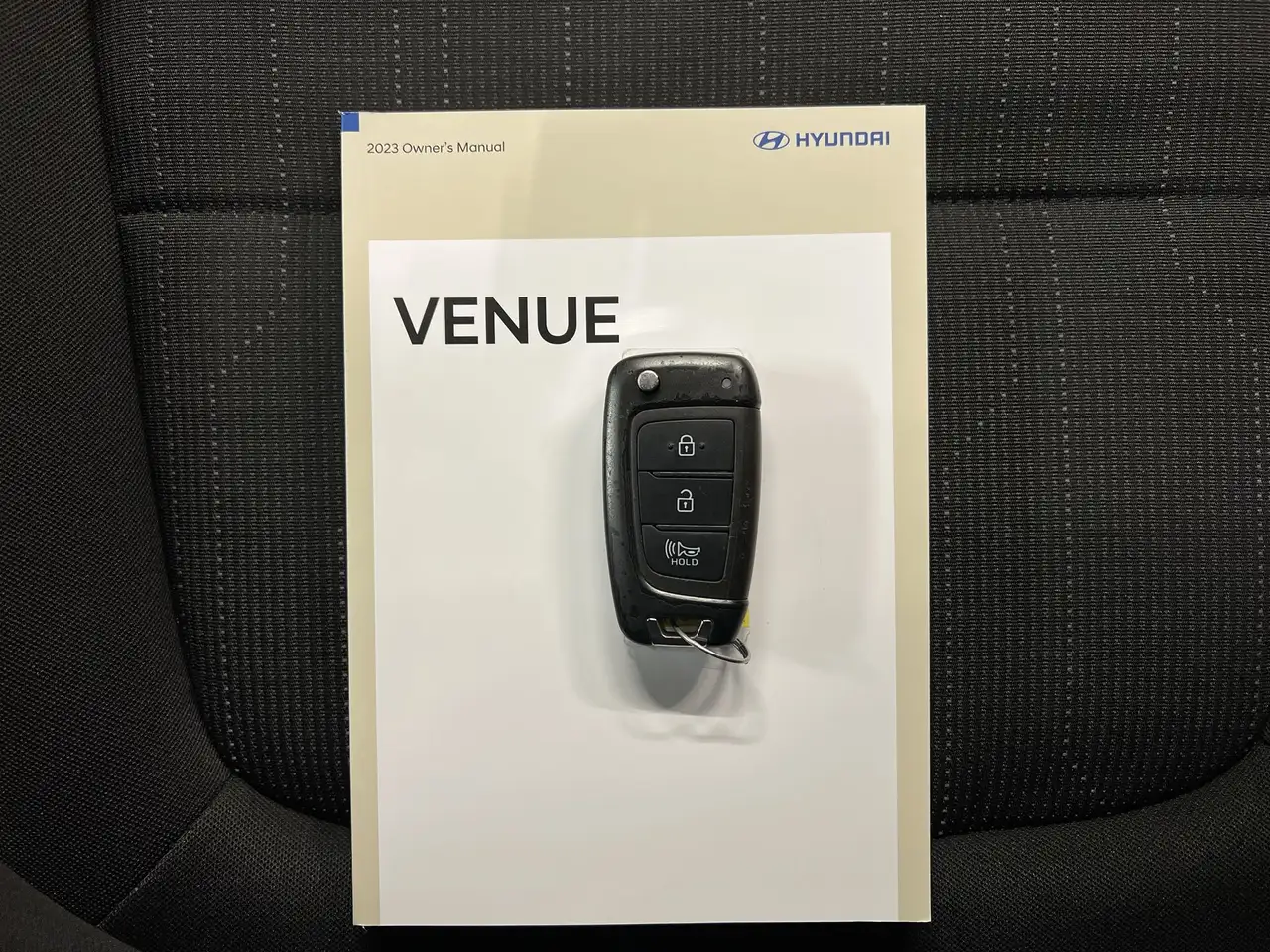 Hyundai Venue снимка Hyundai Venue