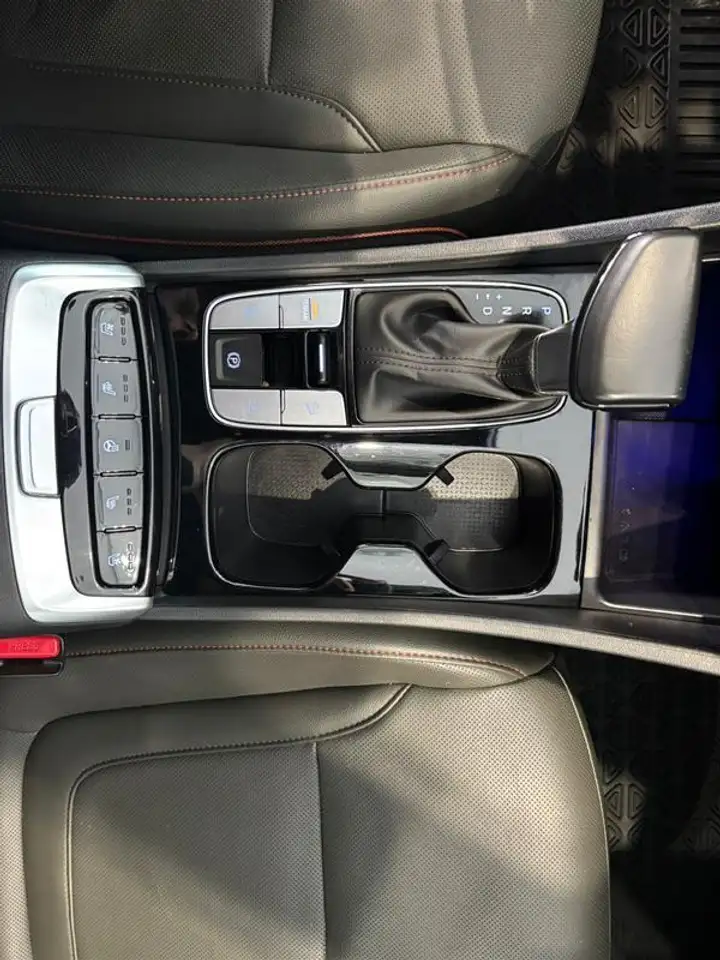 Hyundai Santa Cruz снимка Hyundai Santa Cruz
