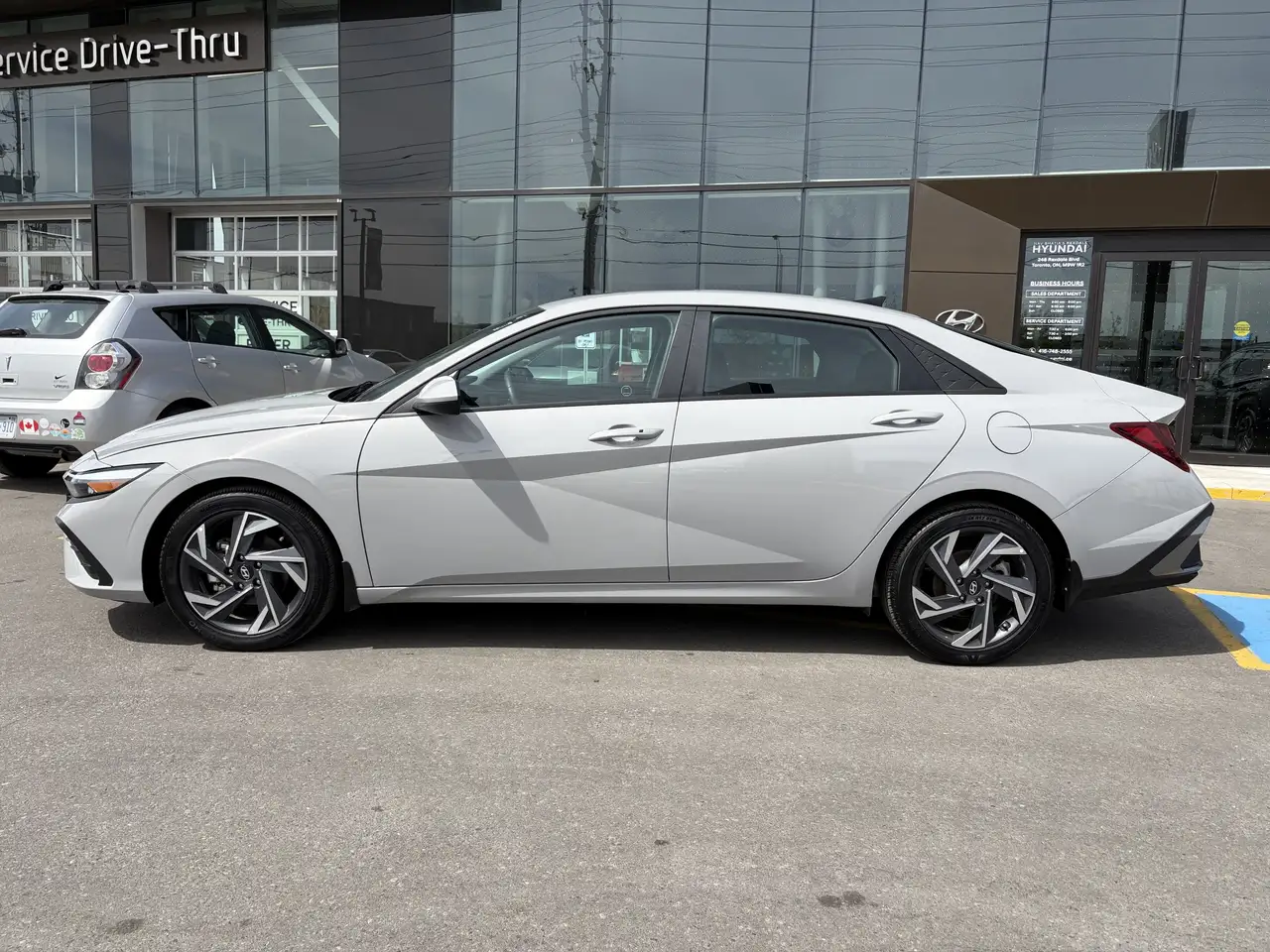 Hyundai ELANTRA снимка Hyundai ELANTRA