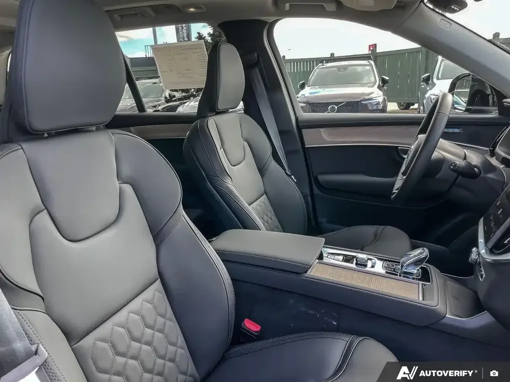 Volvo XC90 снимка Volvo XC90