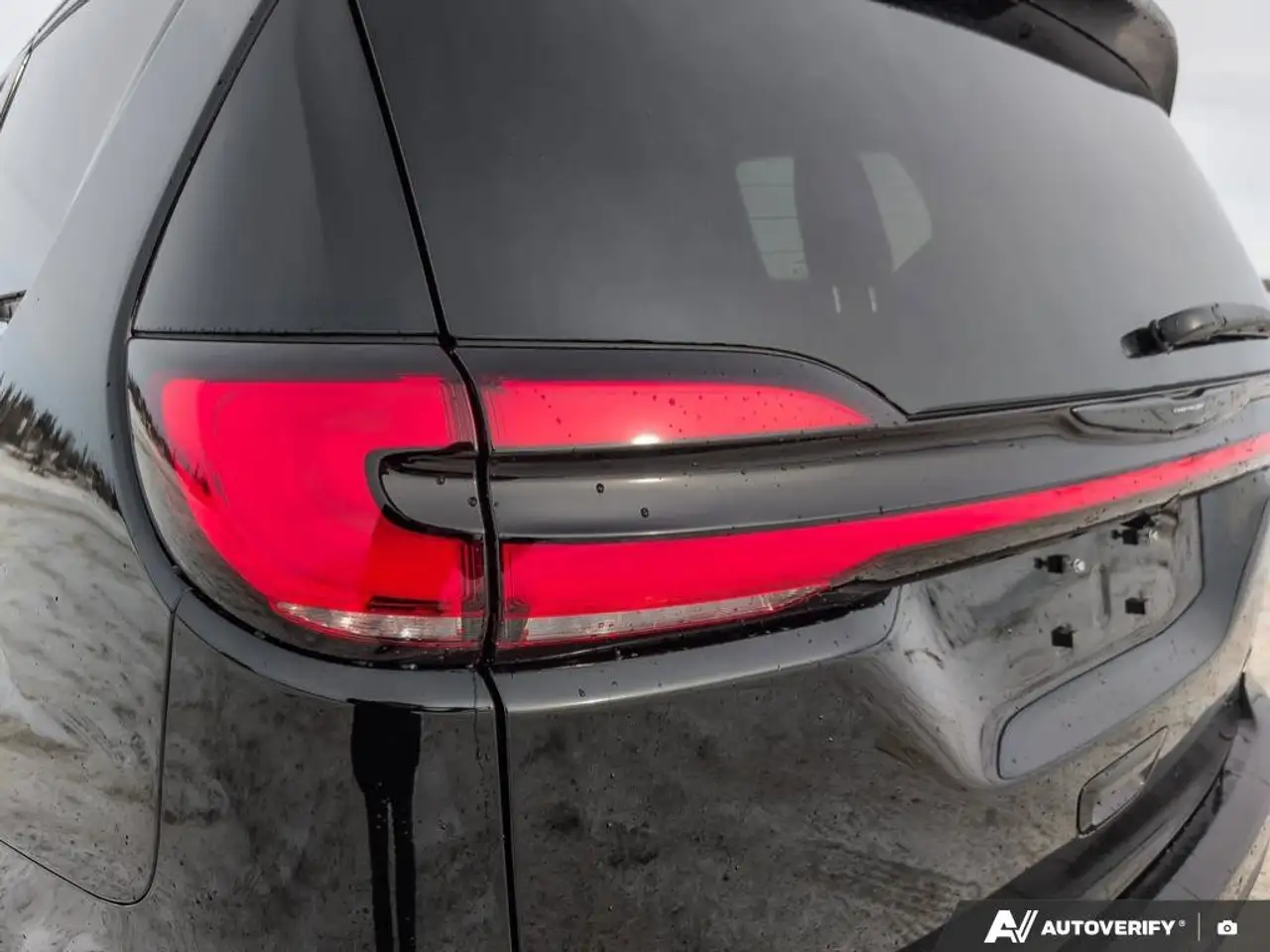 Chrysler Pacifica снимка Chrysler Pacifica