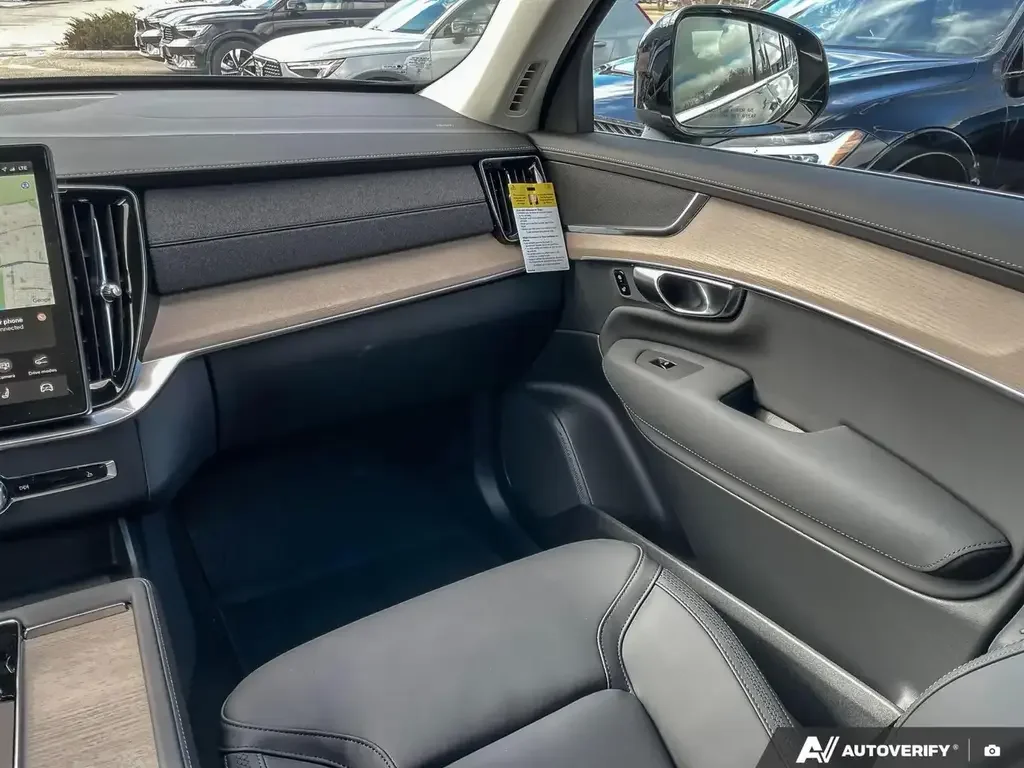 Volvo XC90 снимка Volvo XC90