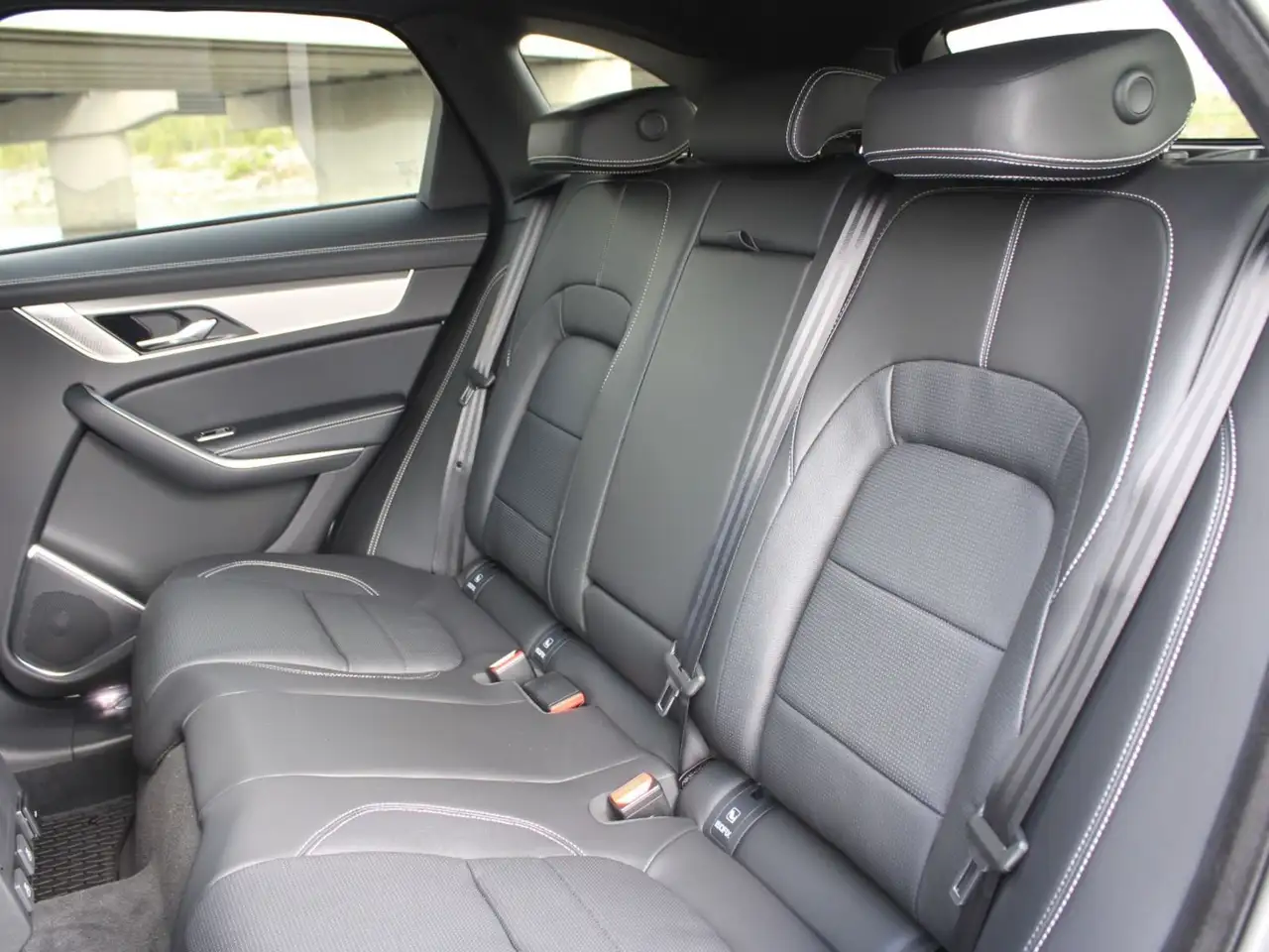Jaguar F-Pace снимка Jaguar F-Pace
