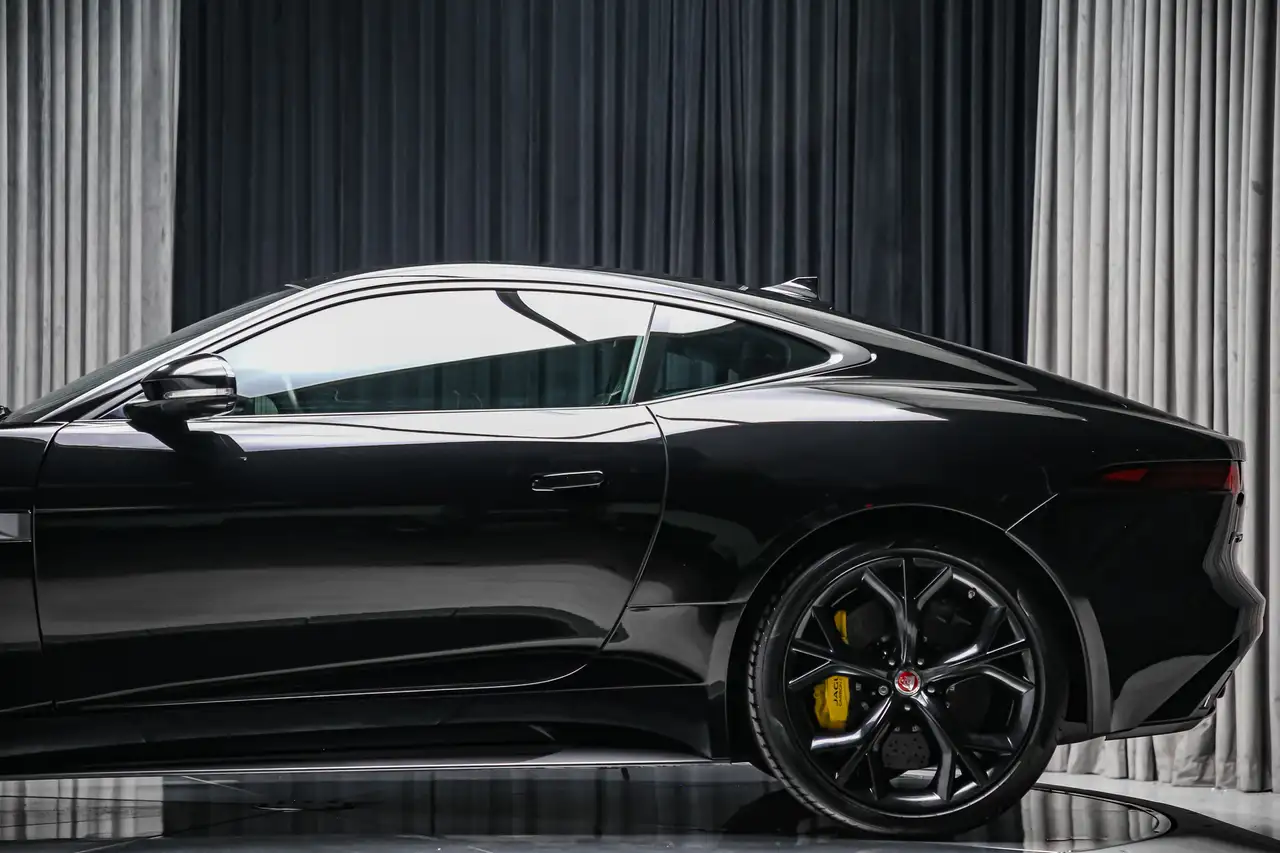 Jaguar F-Type photo Jaguar F-Type