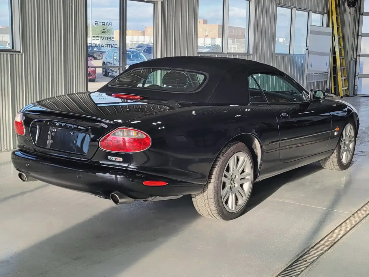 Jaguar XK photo Jaguar XK