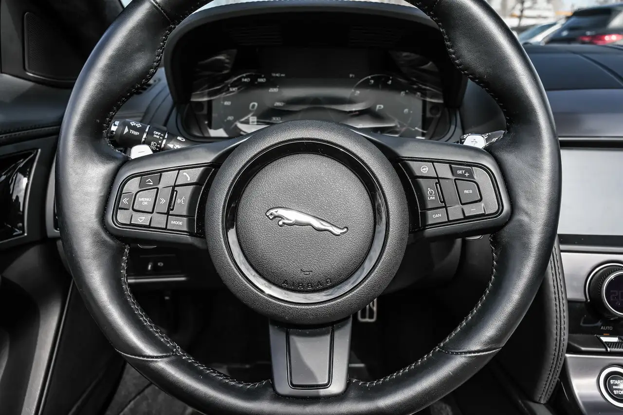 Jaguar F-Type photo Jaguar F-Type