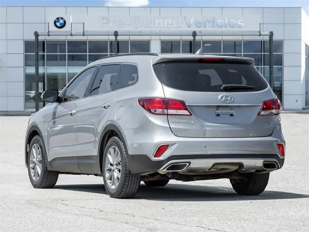 Hyundai SANTA FE photo Hyundai SANTA FE