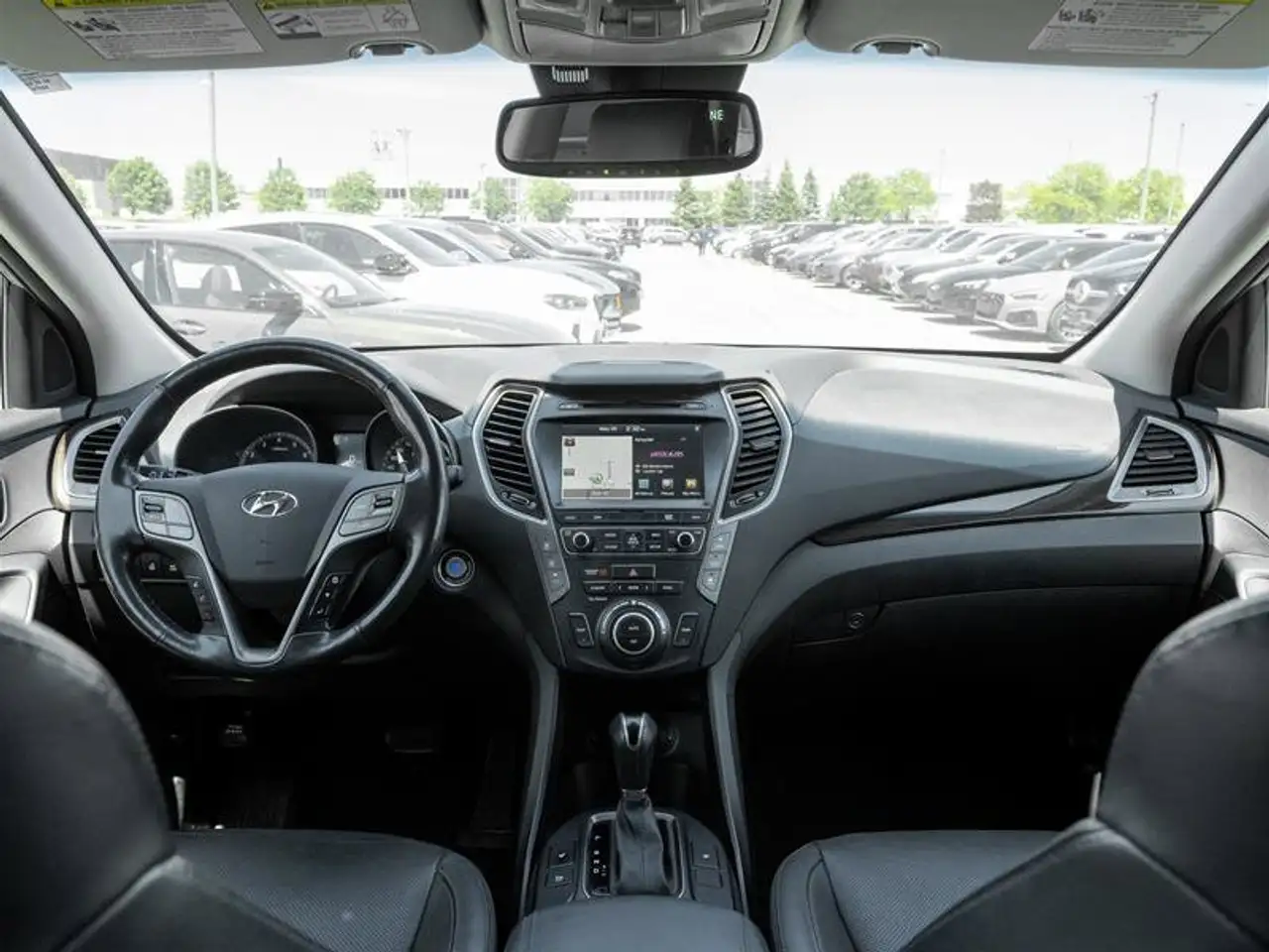 Hyundai SANTA FE photo Hyundai SANTA FE