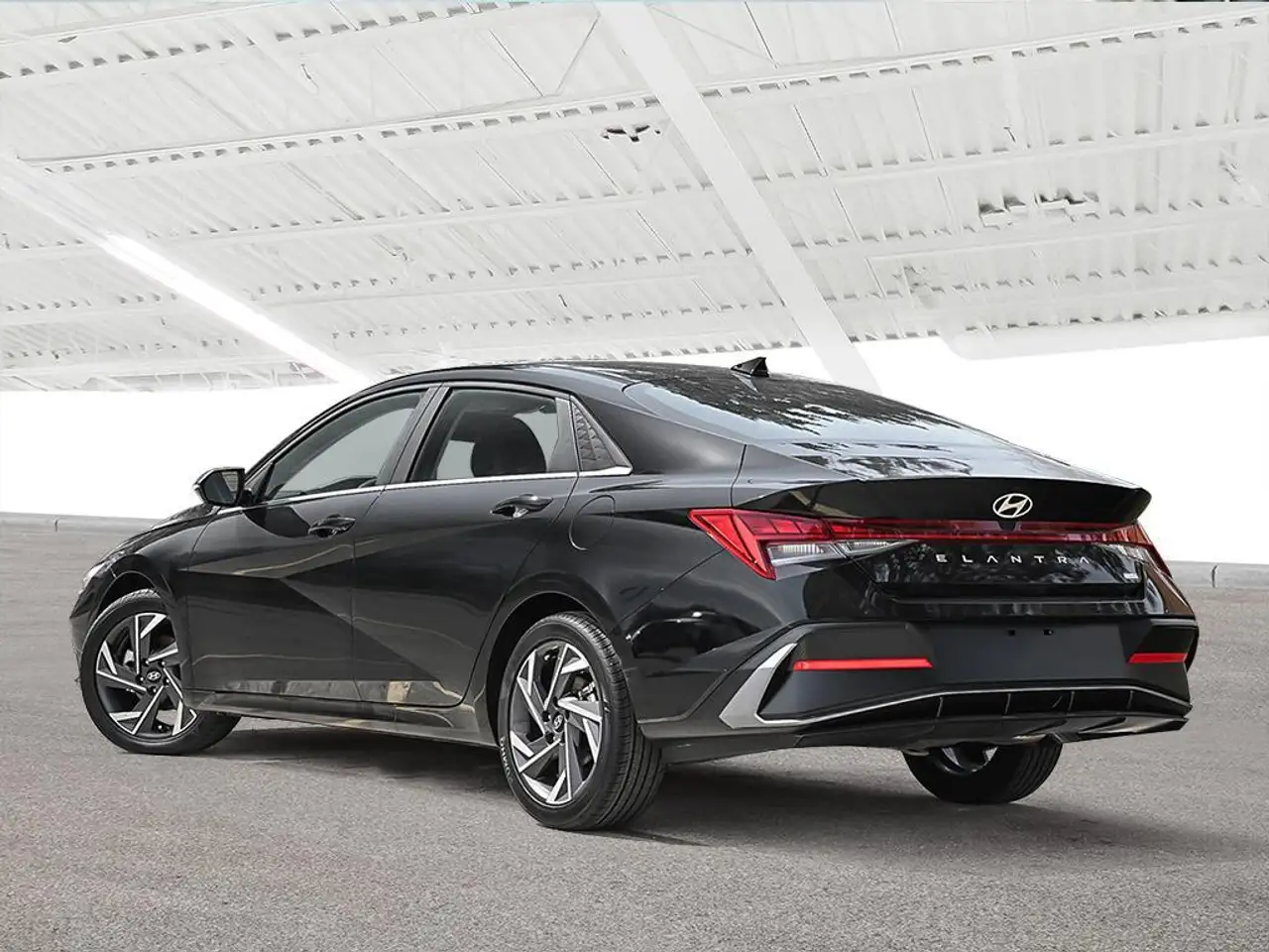 Hyundai ELANTRA photo Hyundai ELANTRA