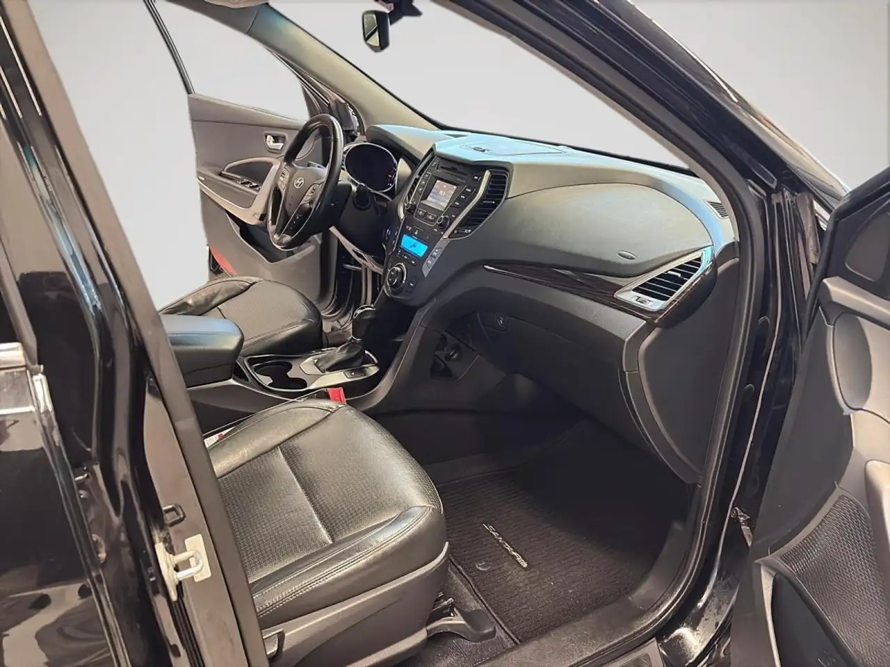 Hyundai SANTA FE снимка Hyundai SANTA FE