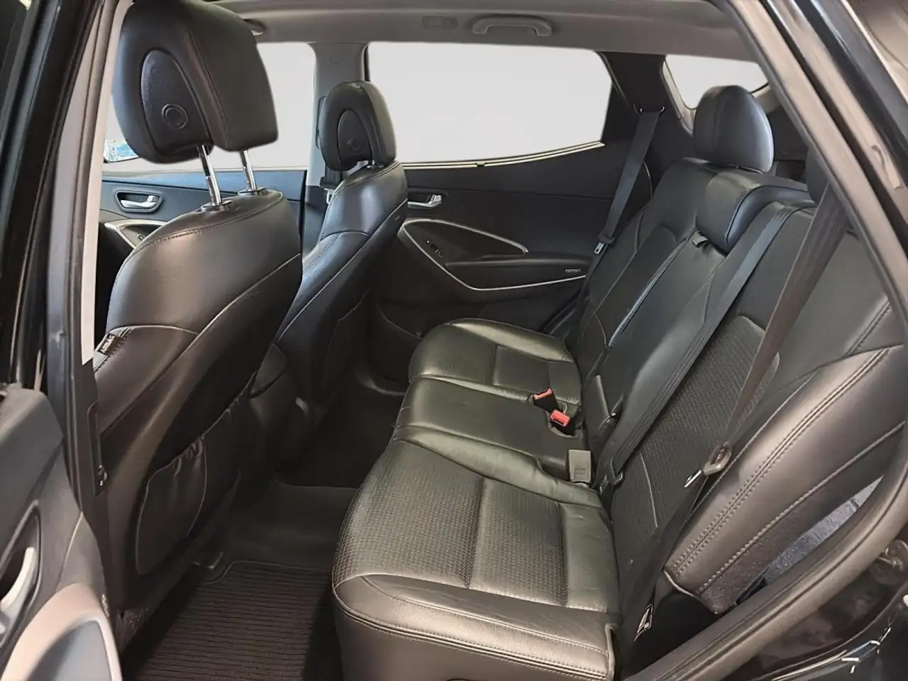 Hyundai SANTA FE снимка Hyundai SANTA FE