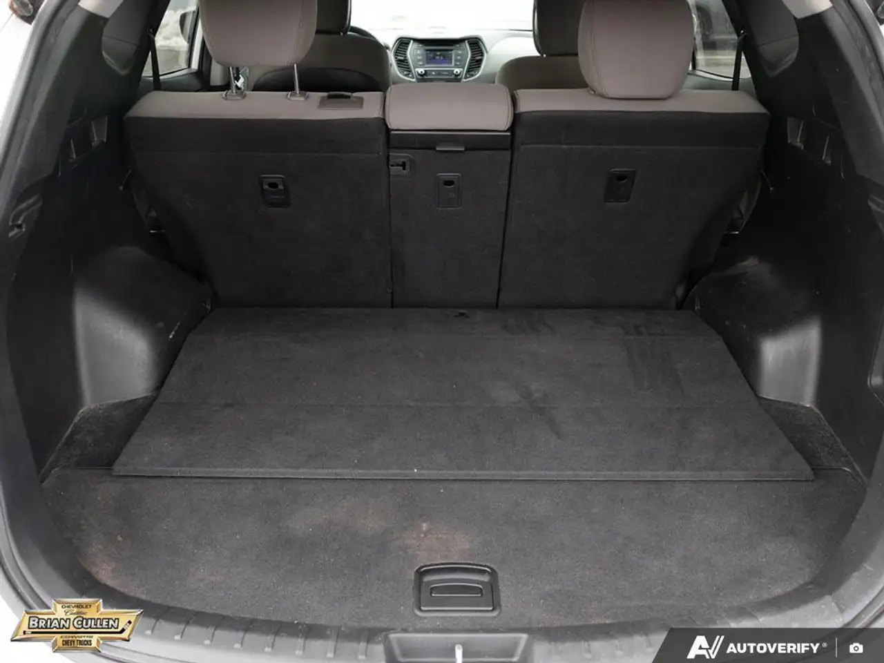 Hyundai SANTA FE снимка Hyundai SANTA FE