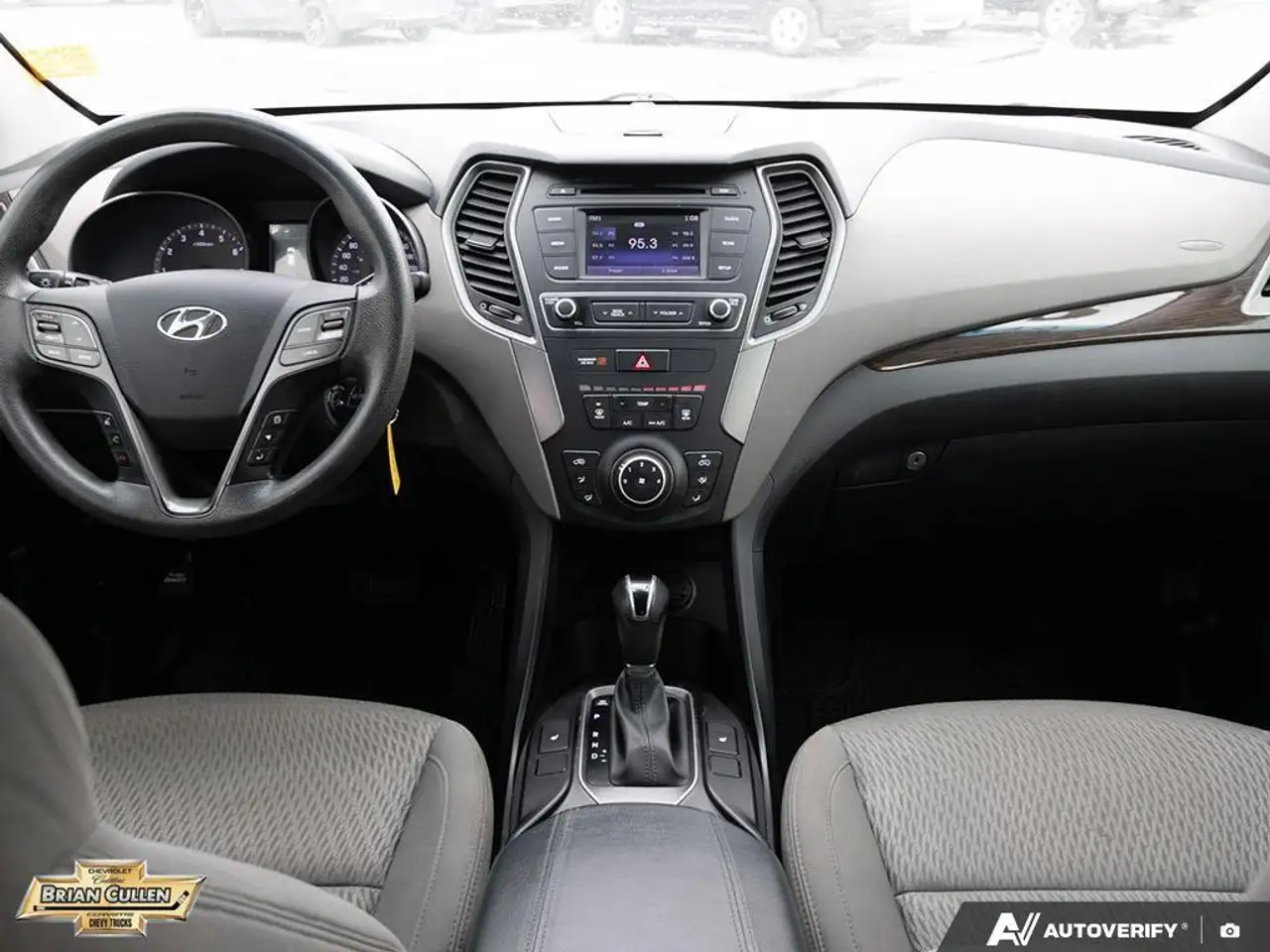Hyundai SANTA FE снимка Hyundai SANTA FE