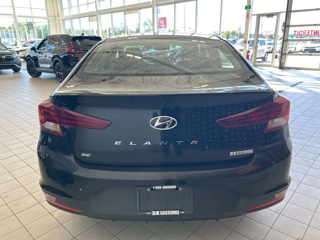 Hyundai ELANTRA снимка Hyundai ELANTRA