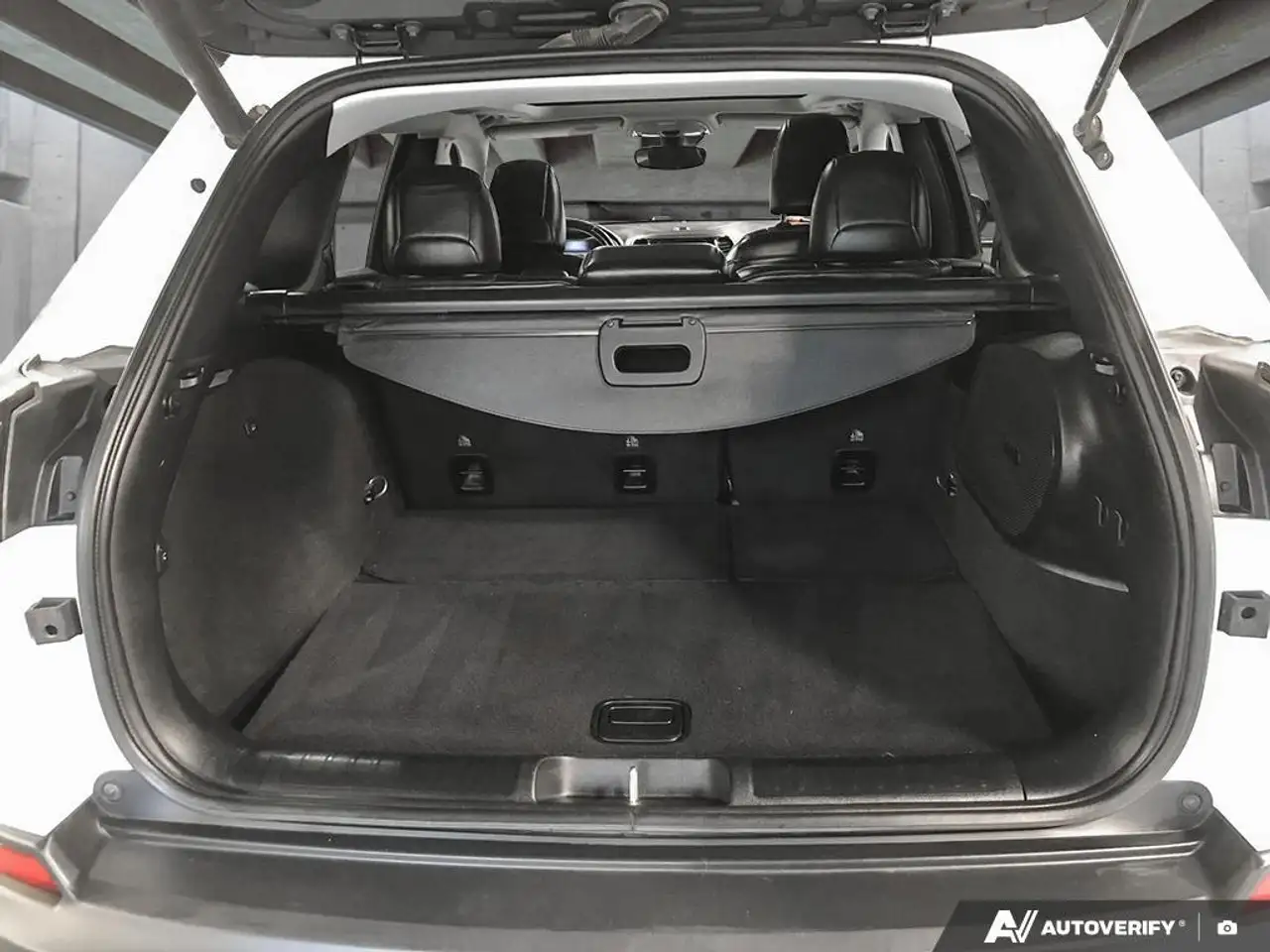 Jeep Cherokee fotografie Jeep Cherokee