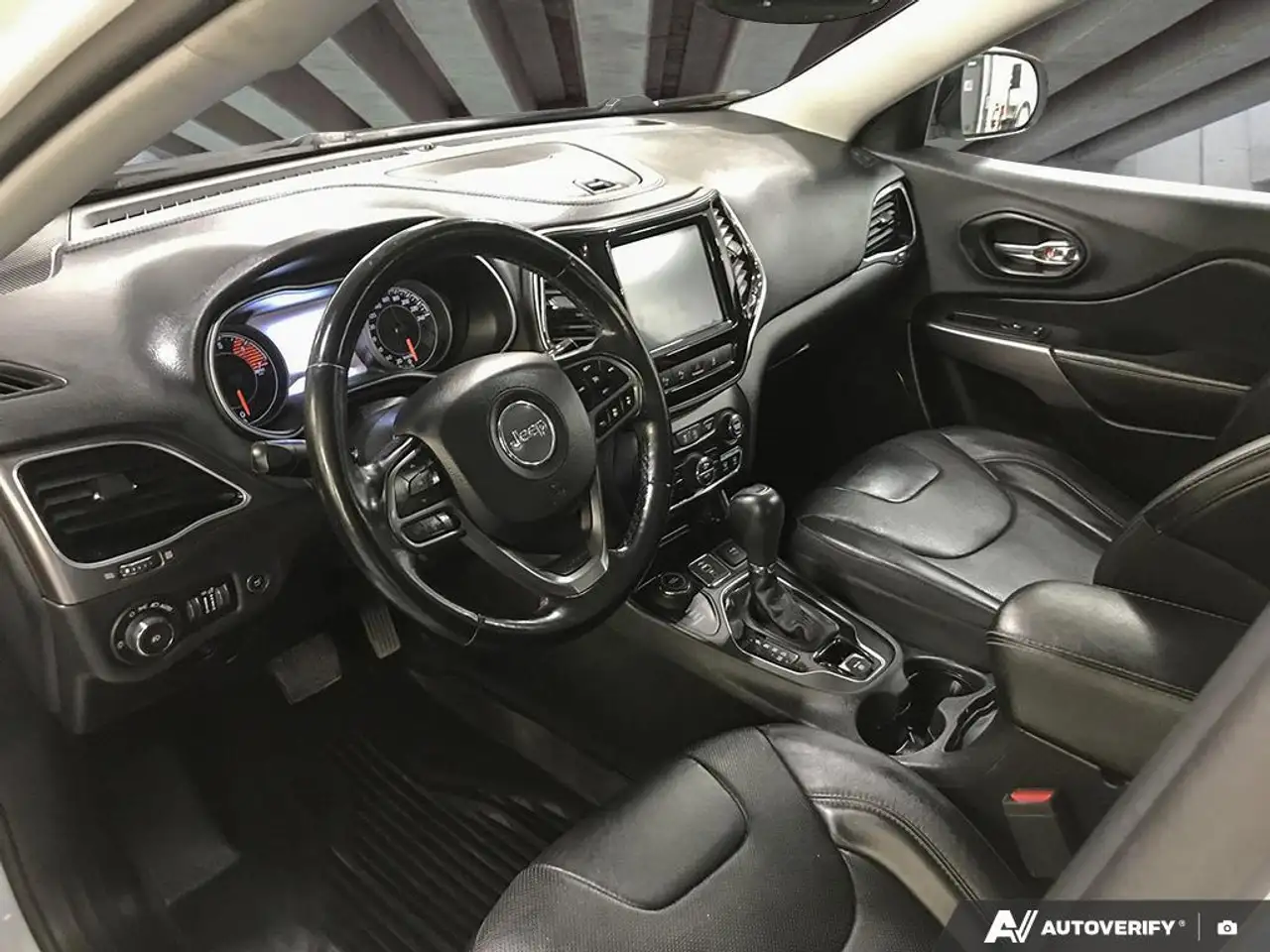 Jeep Cherokee fotografie Jeep Cherokee