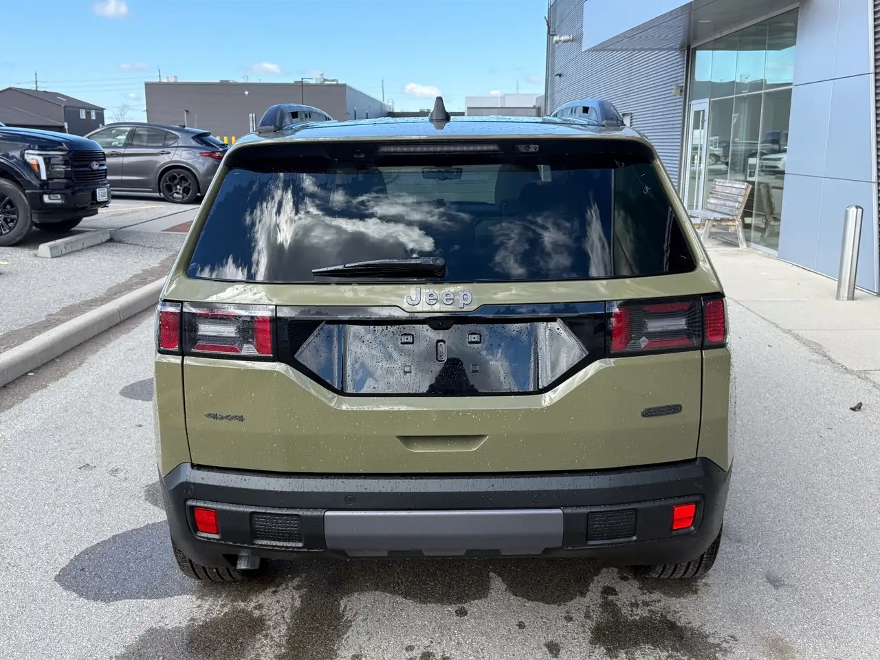 Jeep Cherokee снимка Jeep Cherokee