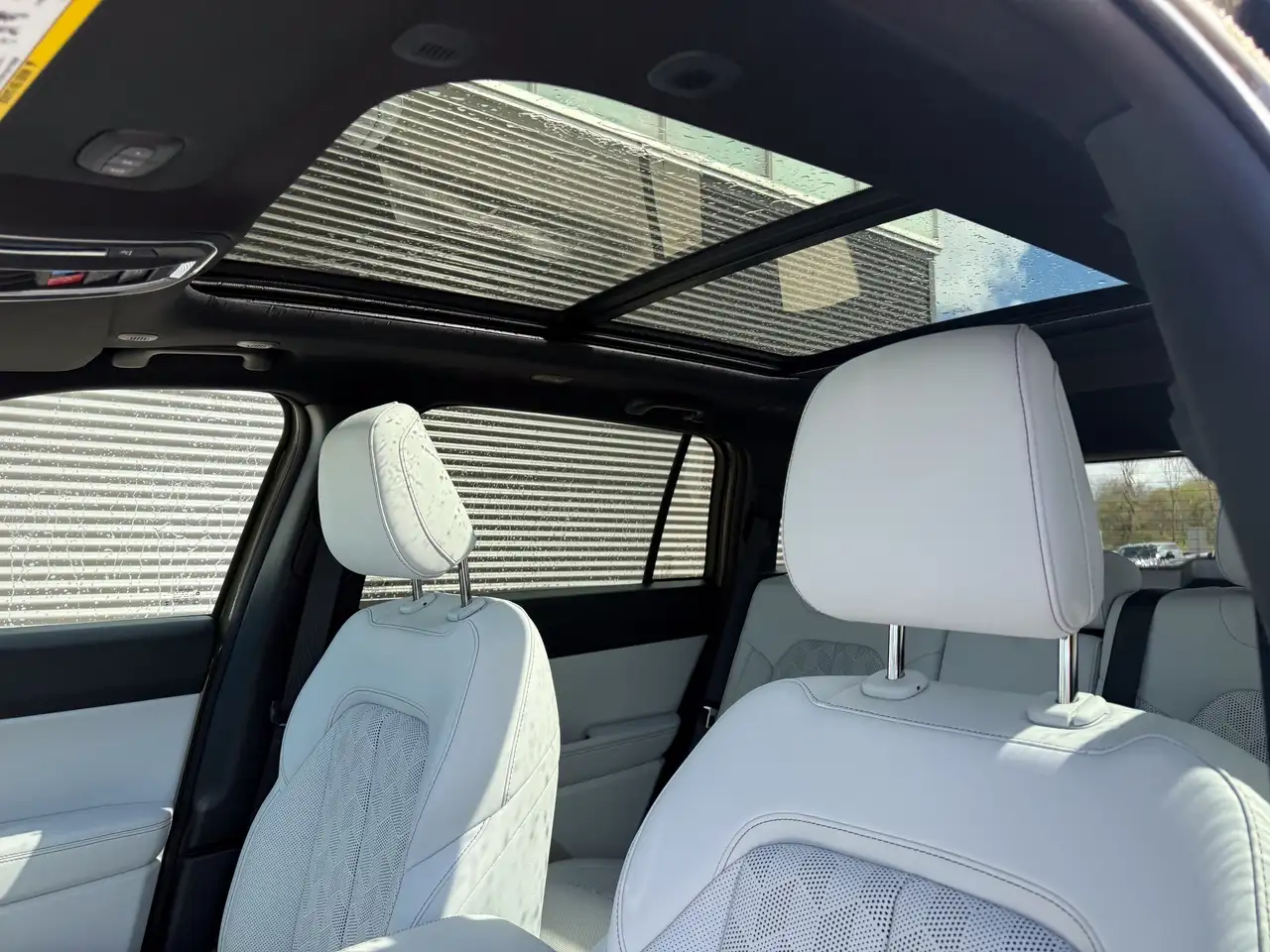 Jeep Cherokee снимка Jeep Cherokee