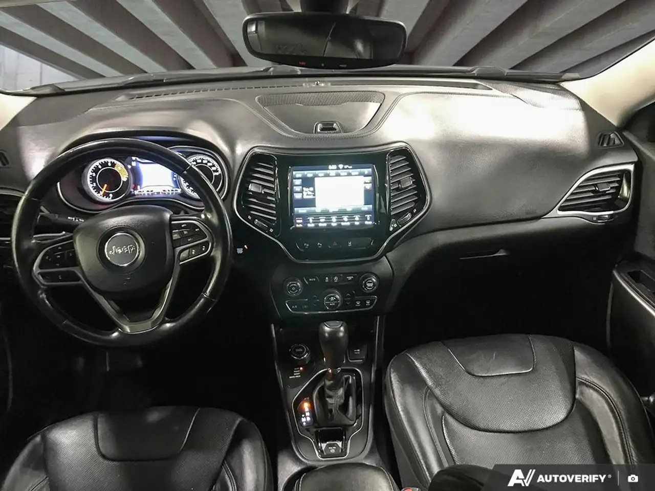 Jeep Cherokee fotografie Jeep Cherokee