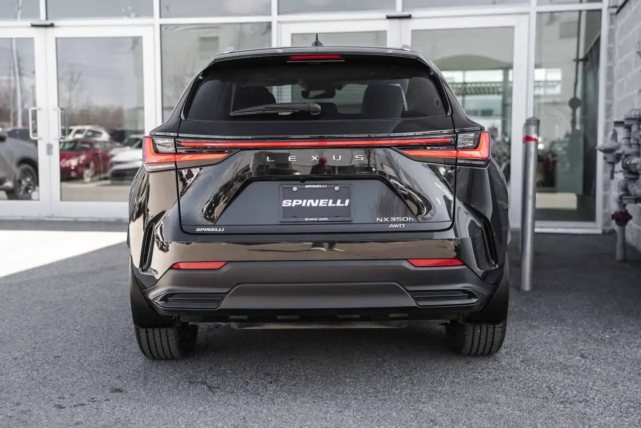 Lexus NX снимка Lexus NX