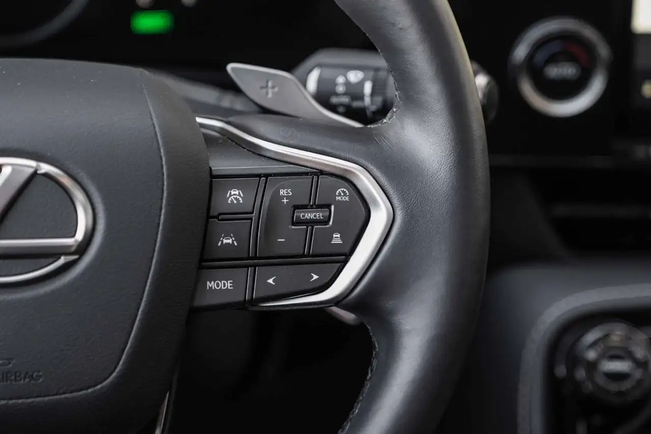 Lexus NX снимка Lexus NX