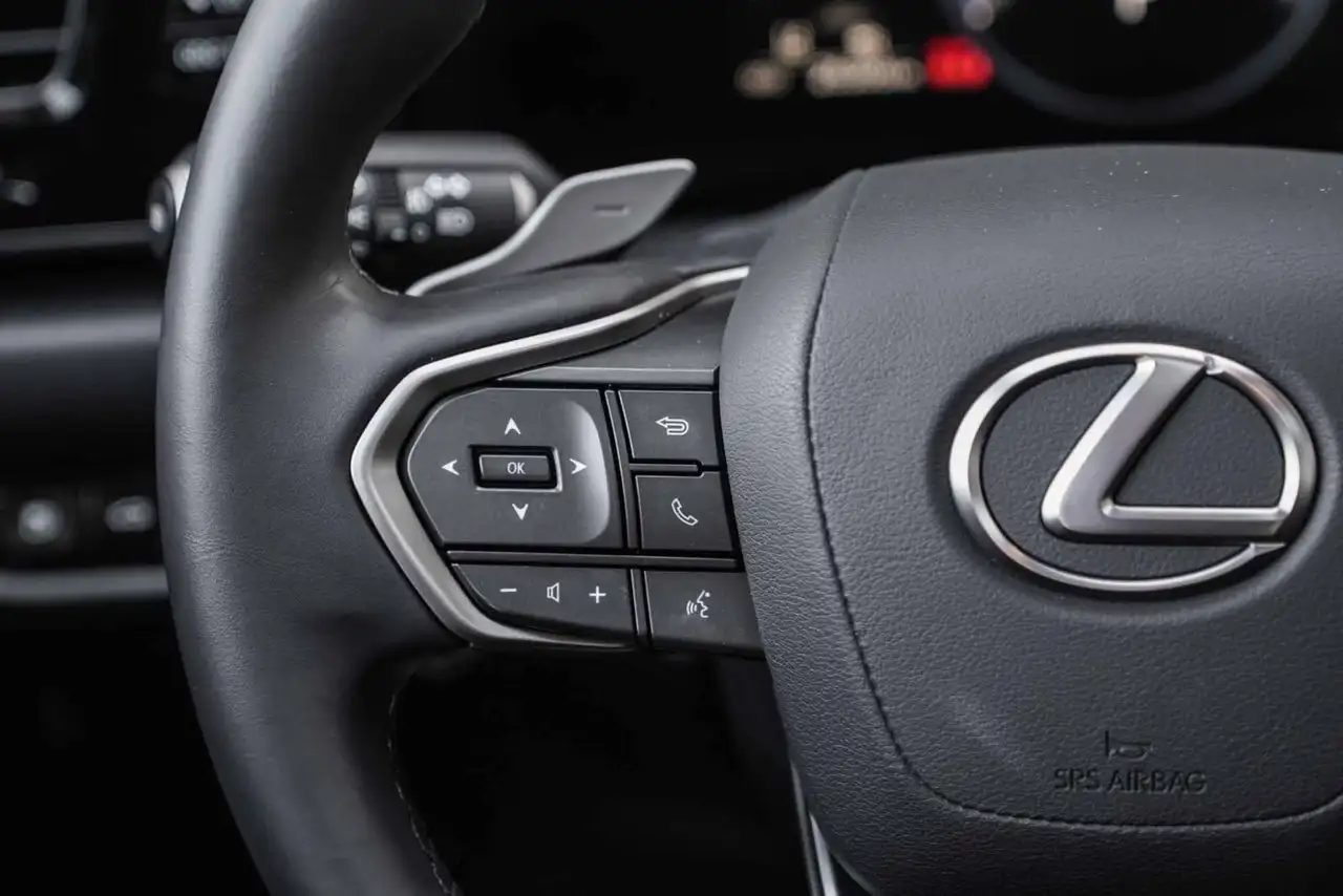 Lexus NX снимка Lexus NX