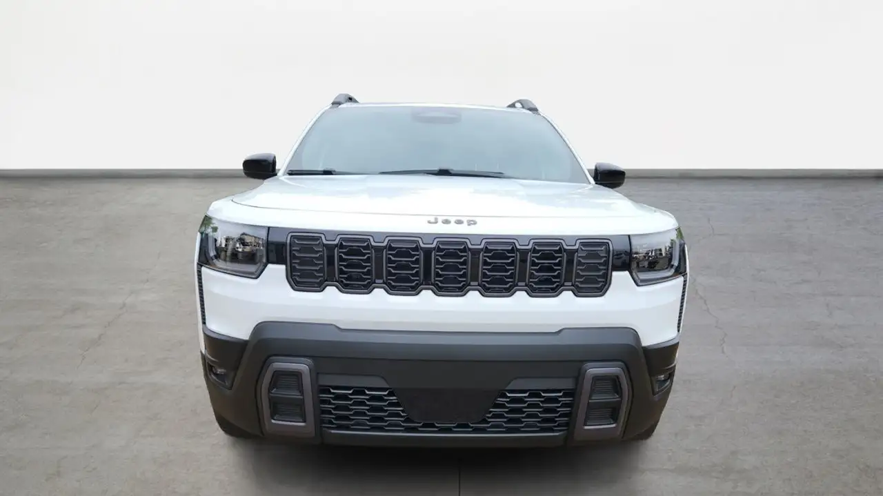 Jeep Cherokee снимка Jeep Cherokee
