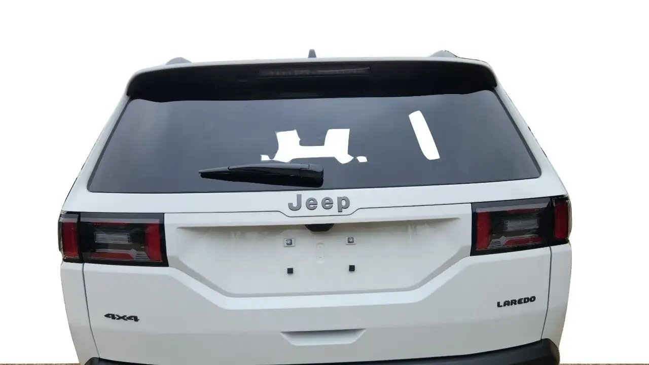 Jeep Cherokee снимка Jeep Cherokee