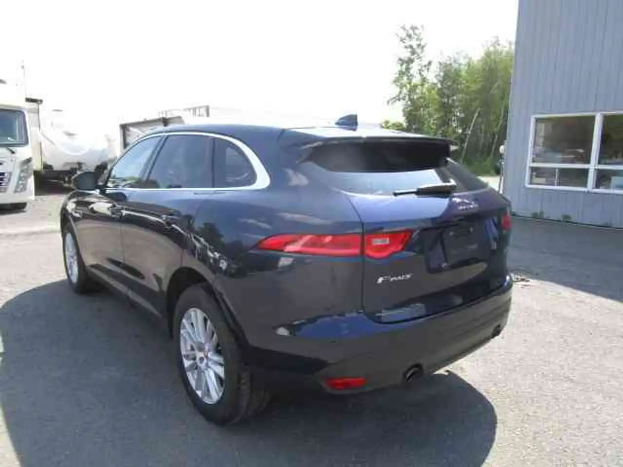 Jaguar F-Pace снимка Jaguar F-Pace