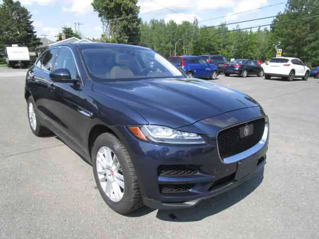 Jaguar F-Pace снимка Jaguar F-Pace