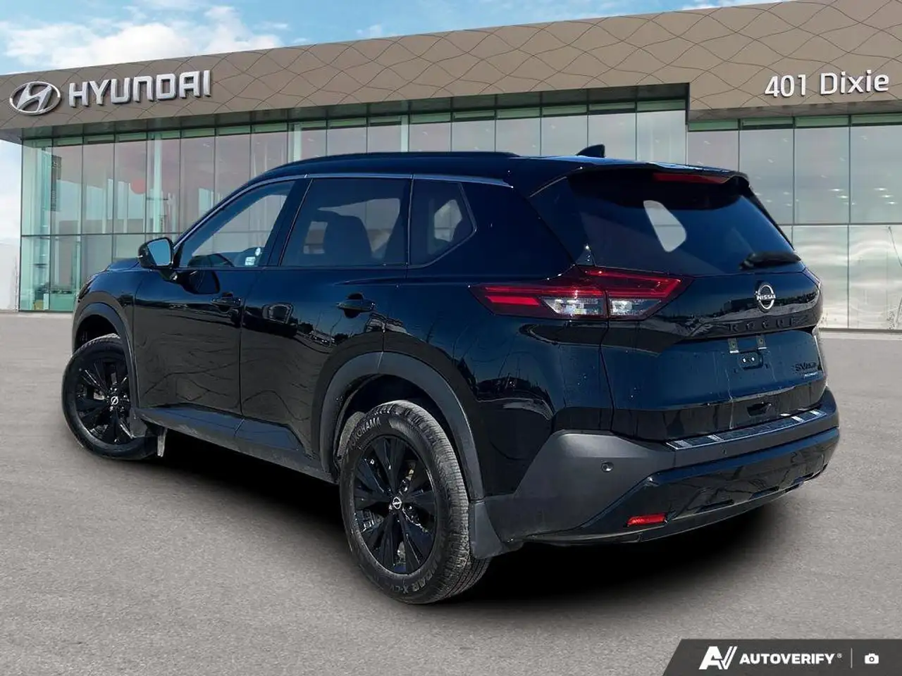 Nissan Rogue снимка Nissan Rogue