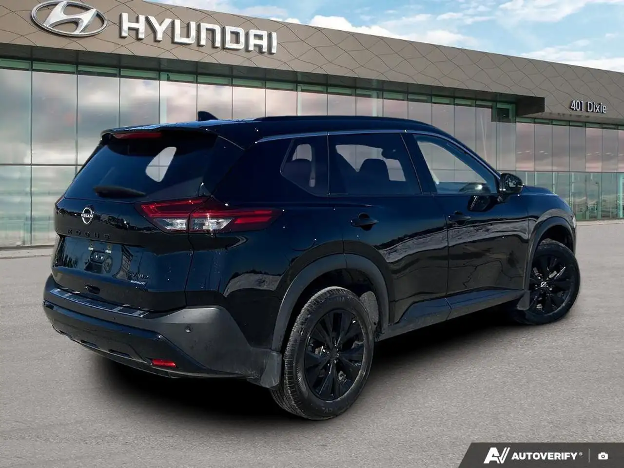 Nissan Rogue снимка Nissan Rogue