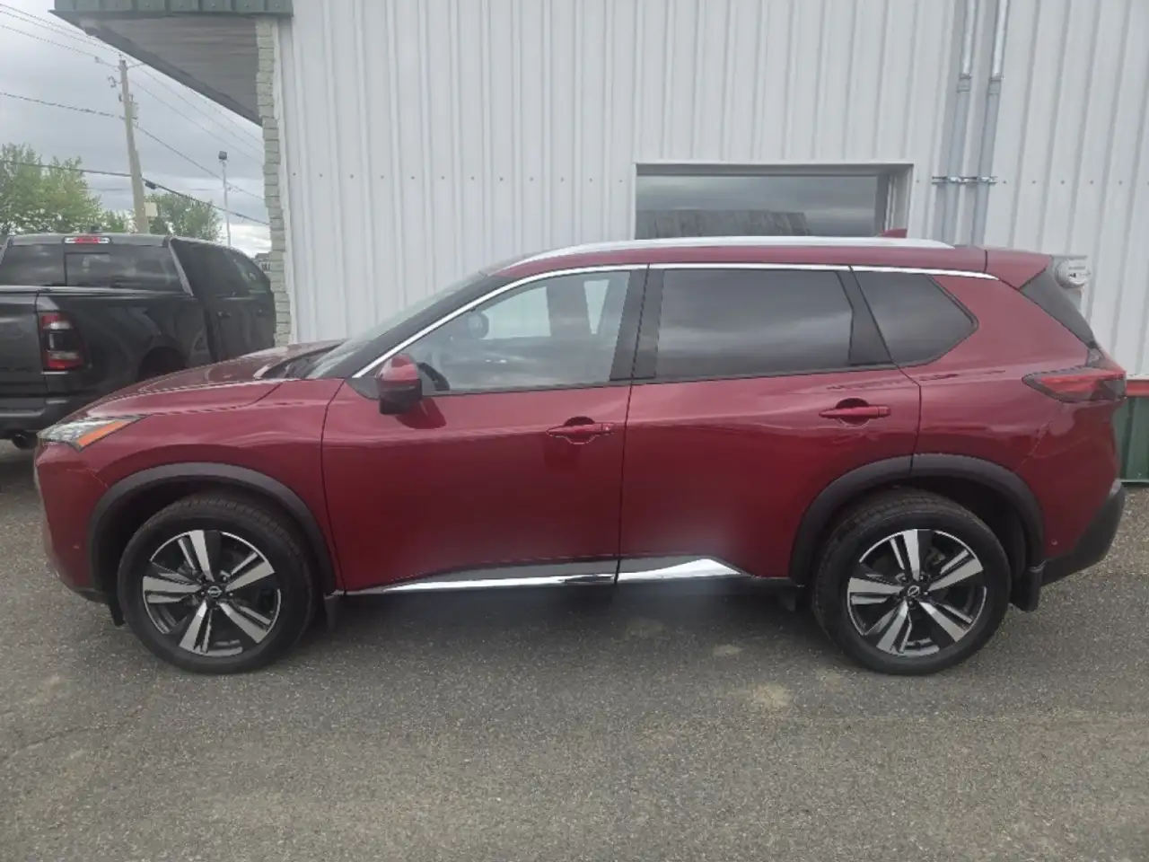 Nissan Rogue снимка Nissan Rogue