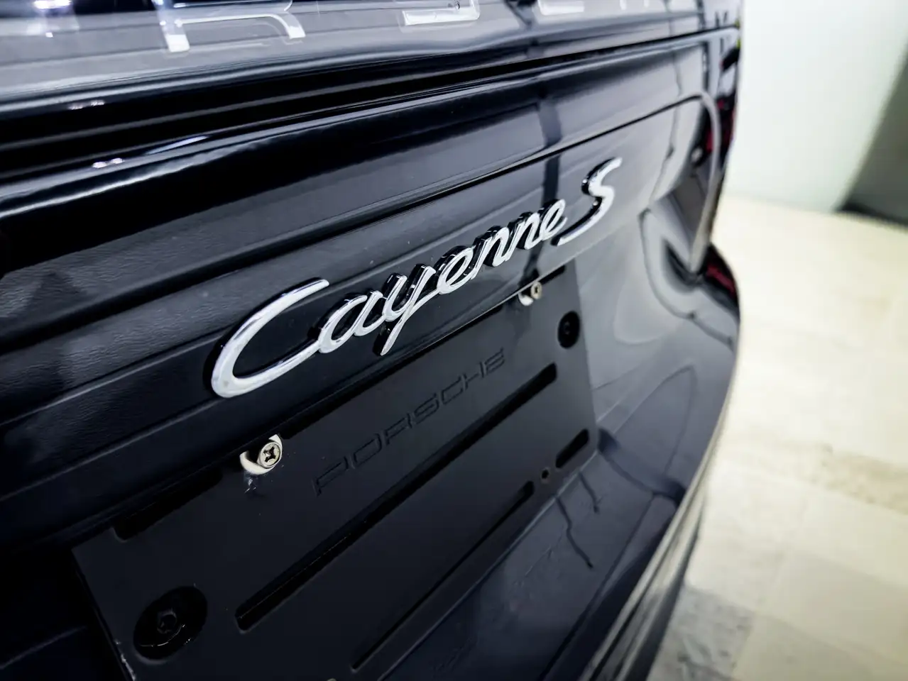 Porsche Cayenne снимка Porsche Cayenne