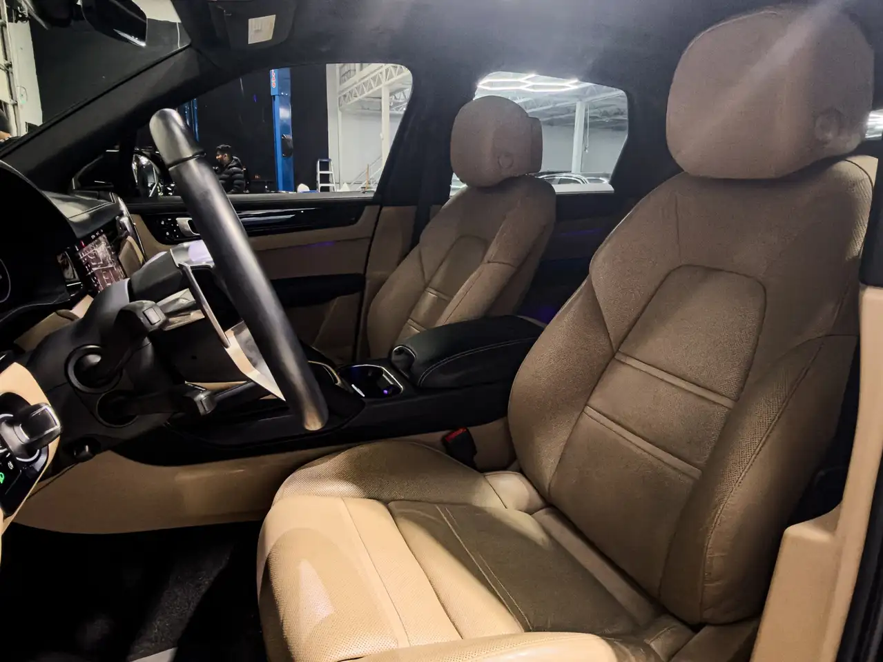 Porsche Cayenne снимка Porsche Cayenne