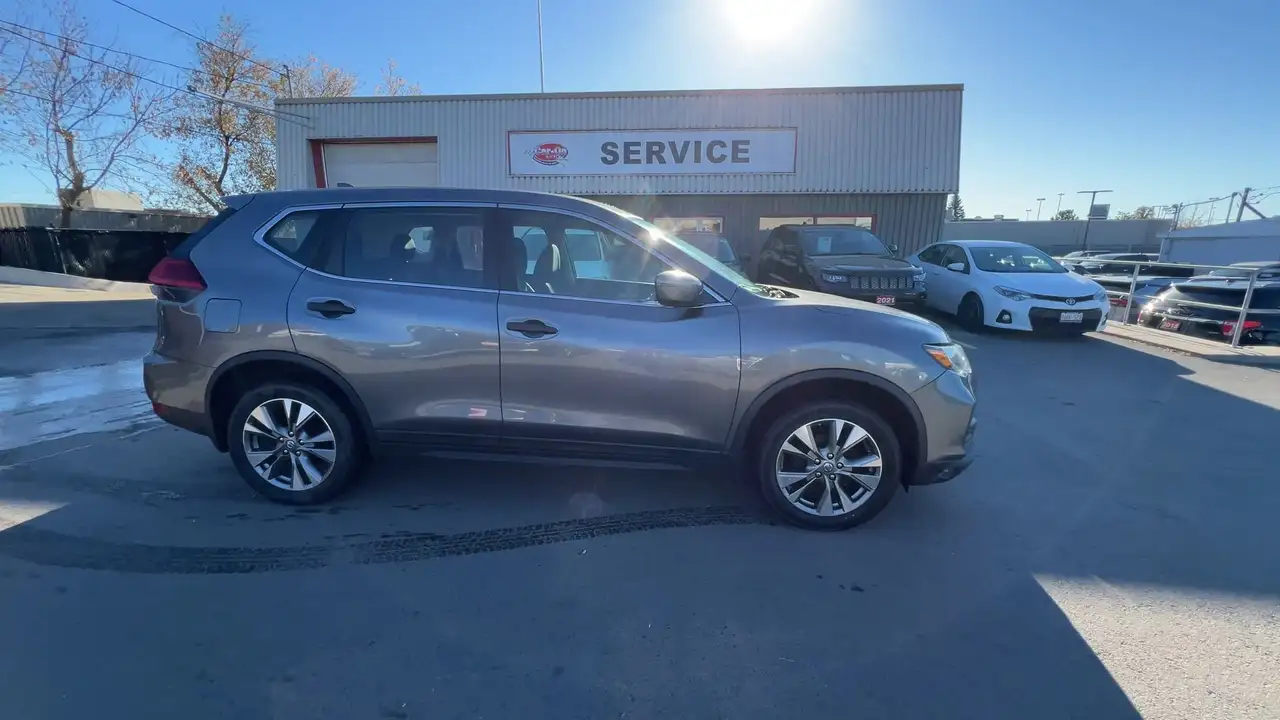 Nissan Rogue photo Nissan Rogue