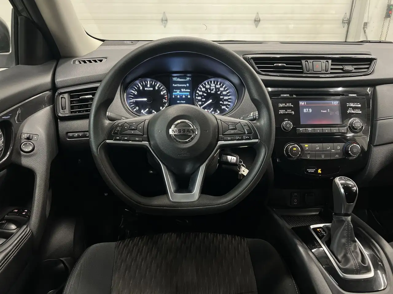 Nissan Rogue photo Nissan Rogue