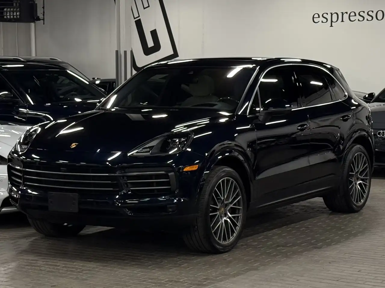 Porsche Cayenne photo Porsche Cayenne