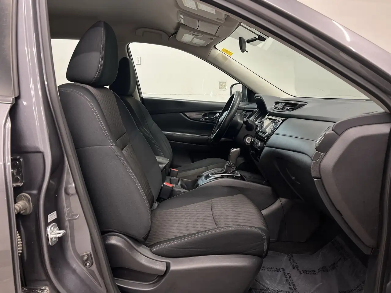 Nissan Rogue photo Nissan Rogue