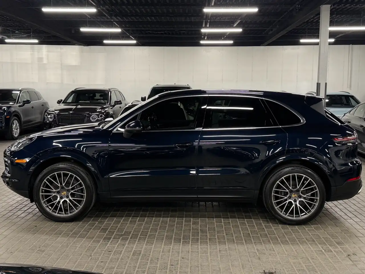 Porsche Cayenne photo Porsche Cayenne