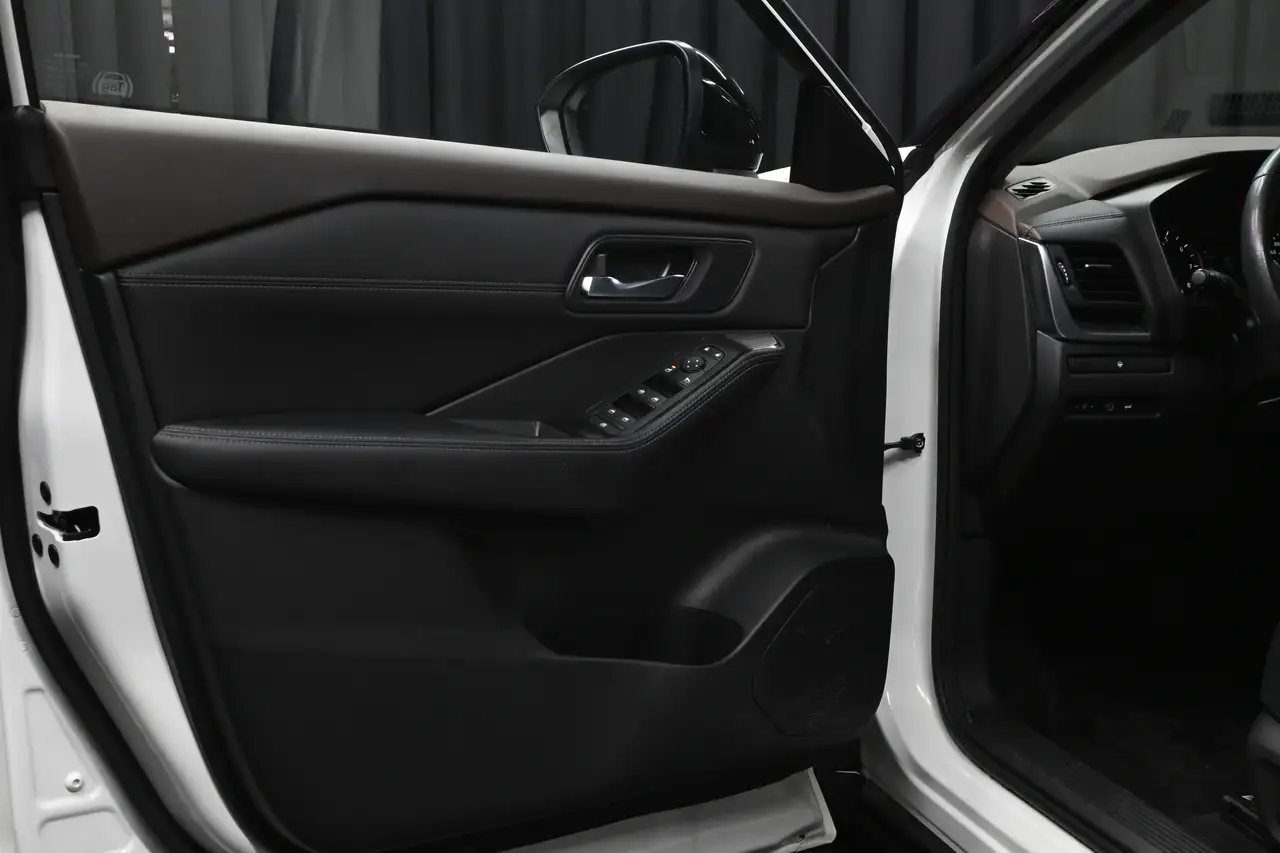 Nissan Rogue photo Nissan Rogue