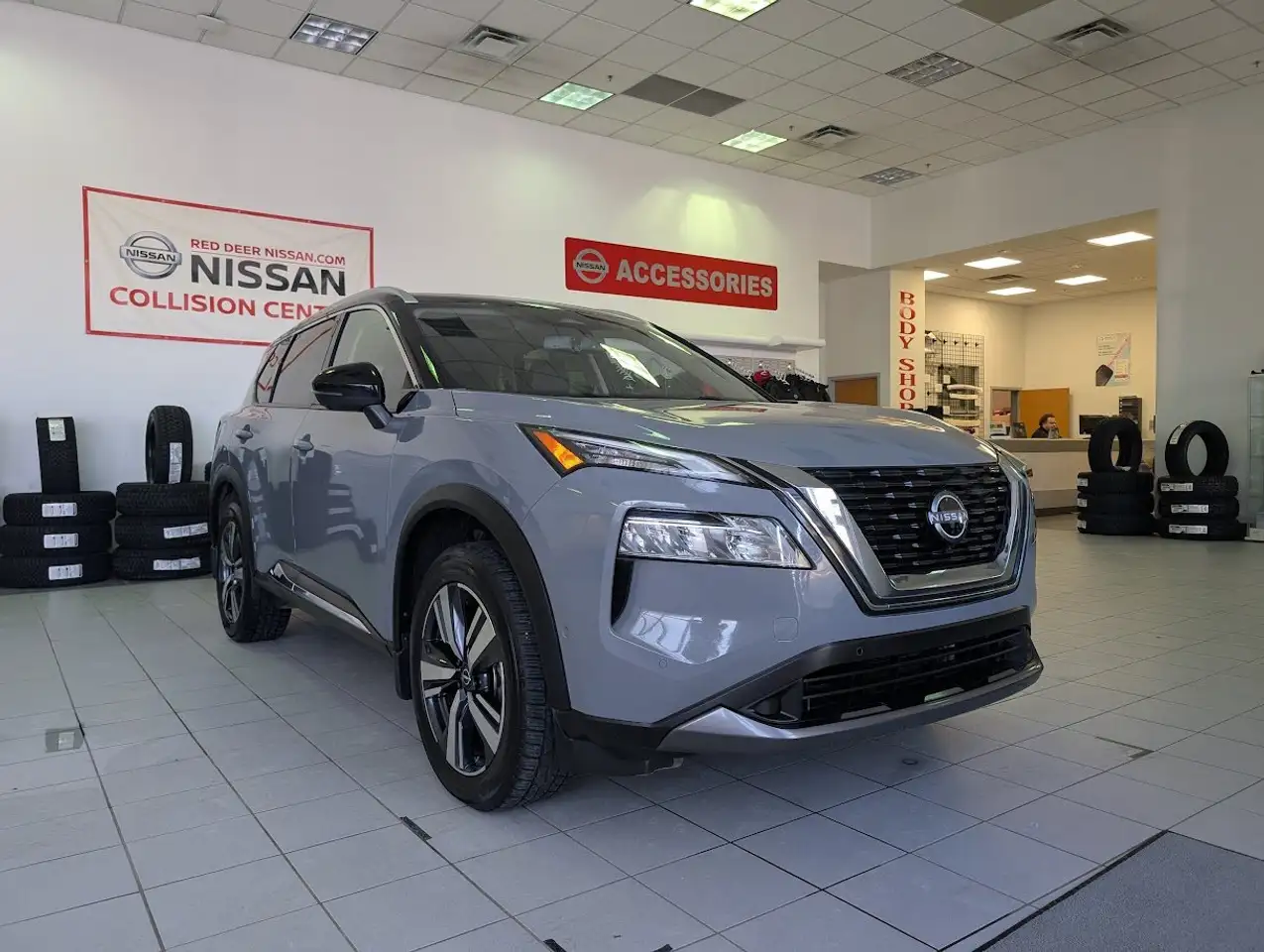 Nissan Rogue снимка Nissan Rogue