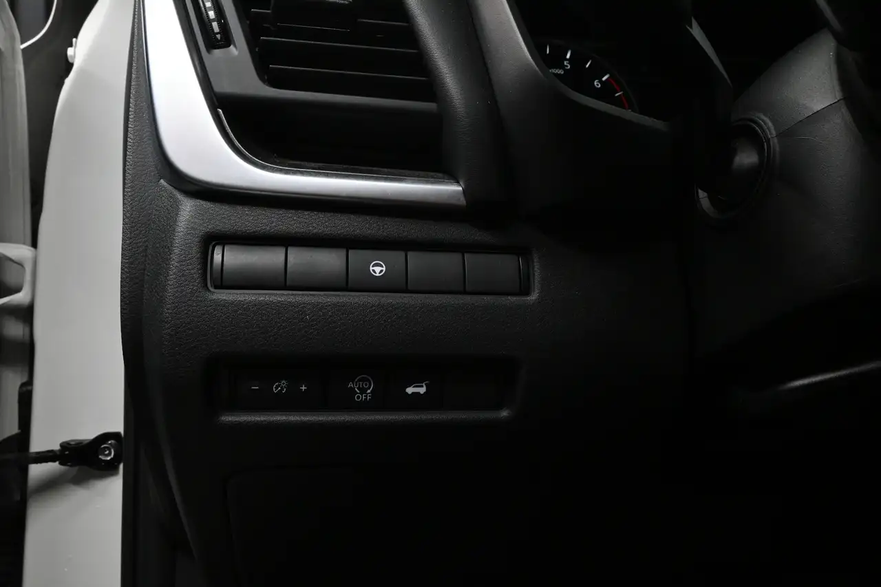 Nissan Rogue photo Nissan Rogue