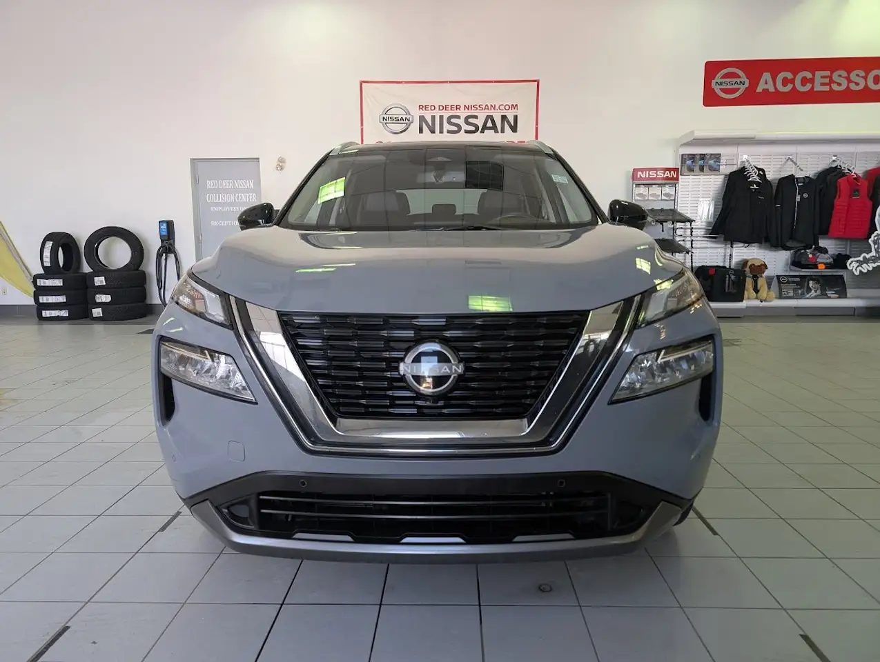 Nissan Rogue снимка Nissan Rogue