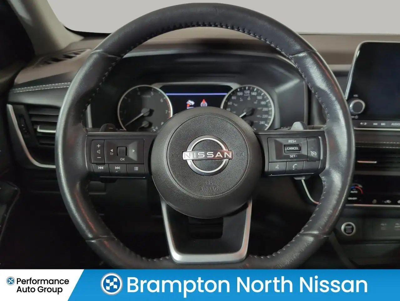 Nissan Rogue fotografie Nissan Rogue