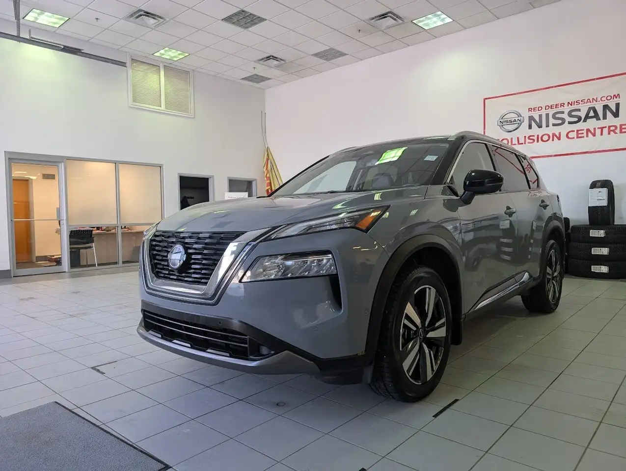 Nissan Rogue снимка Nissan Rogue