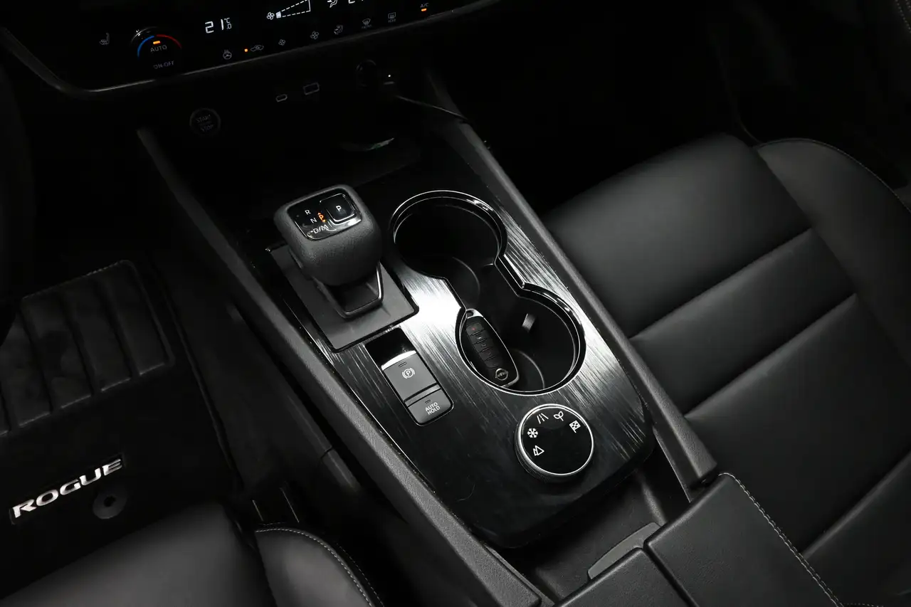 Nissan Rogue photo Nissan Rogue
