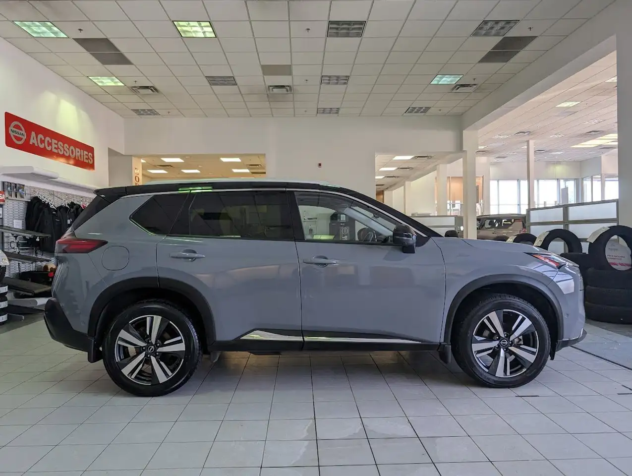 Nissan Rogue снимка Nissan Rogue
