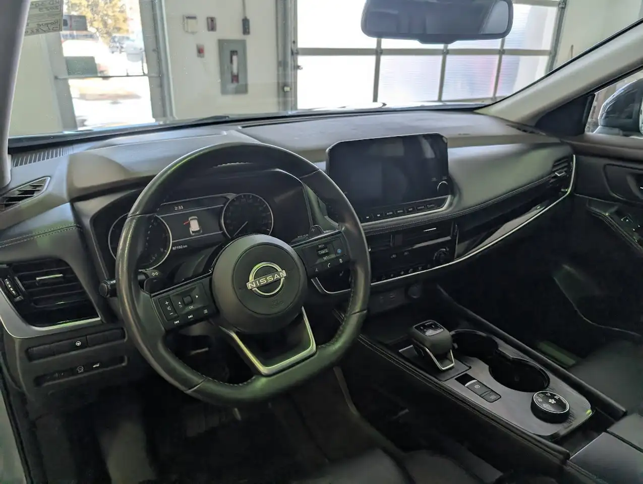 Nissan Rogue снимка Nissan Rogue