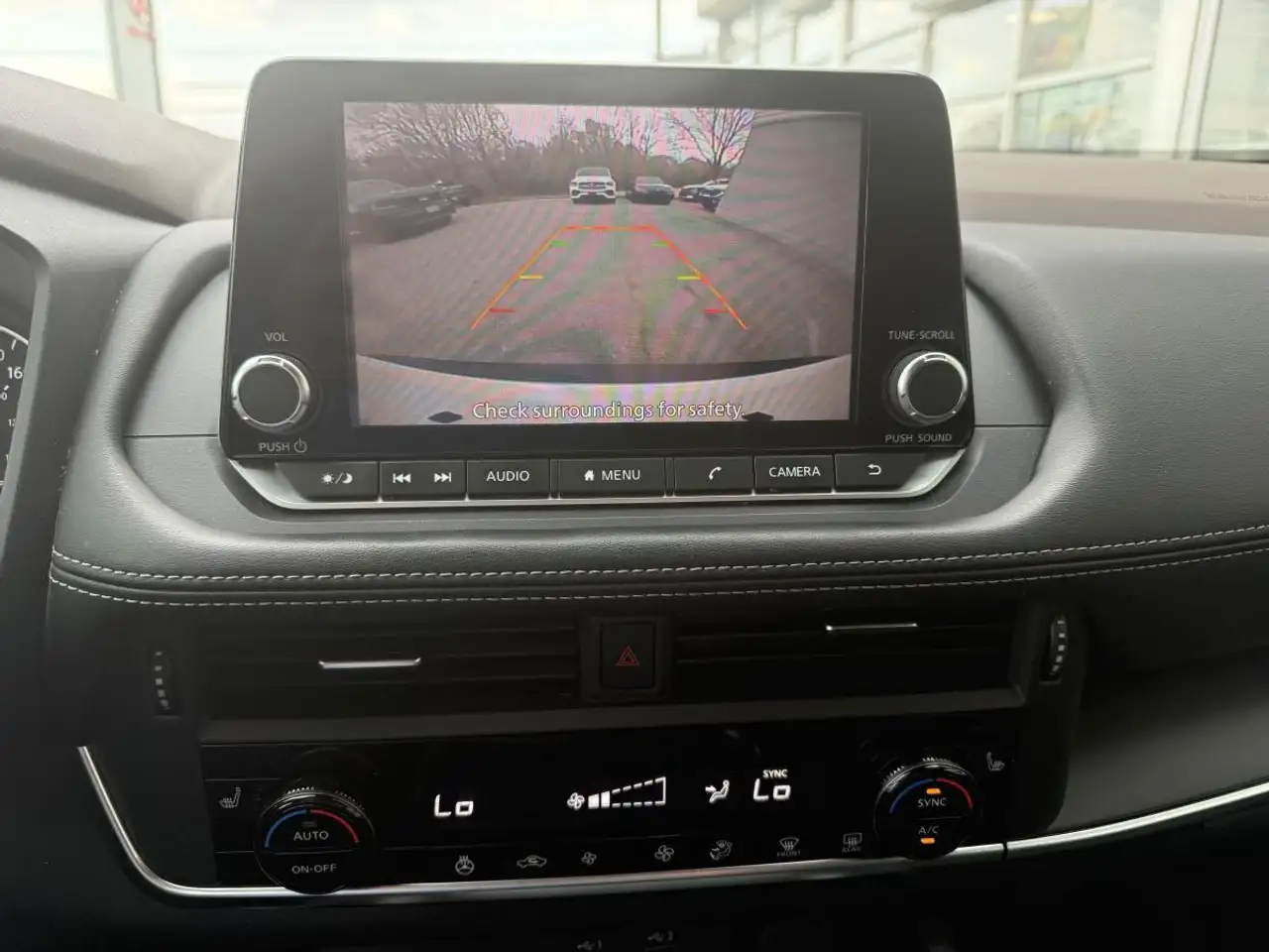 Nissan Rogue photo Nissan Rogue